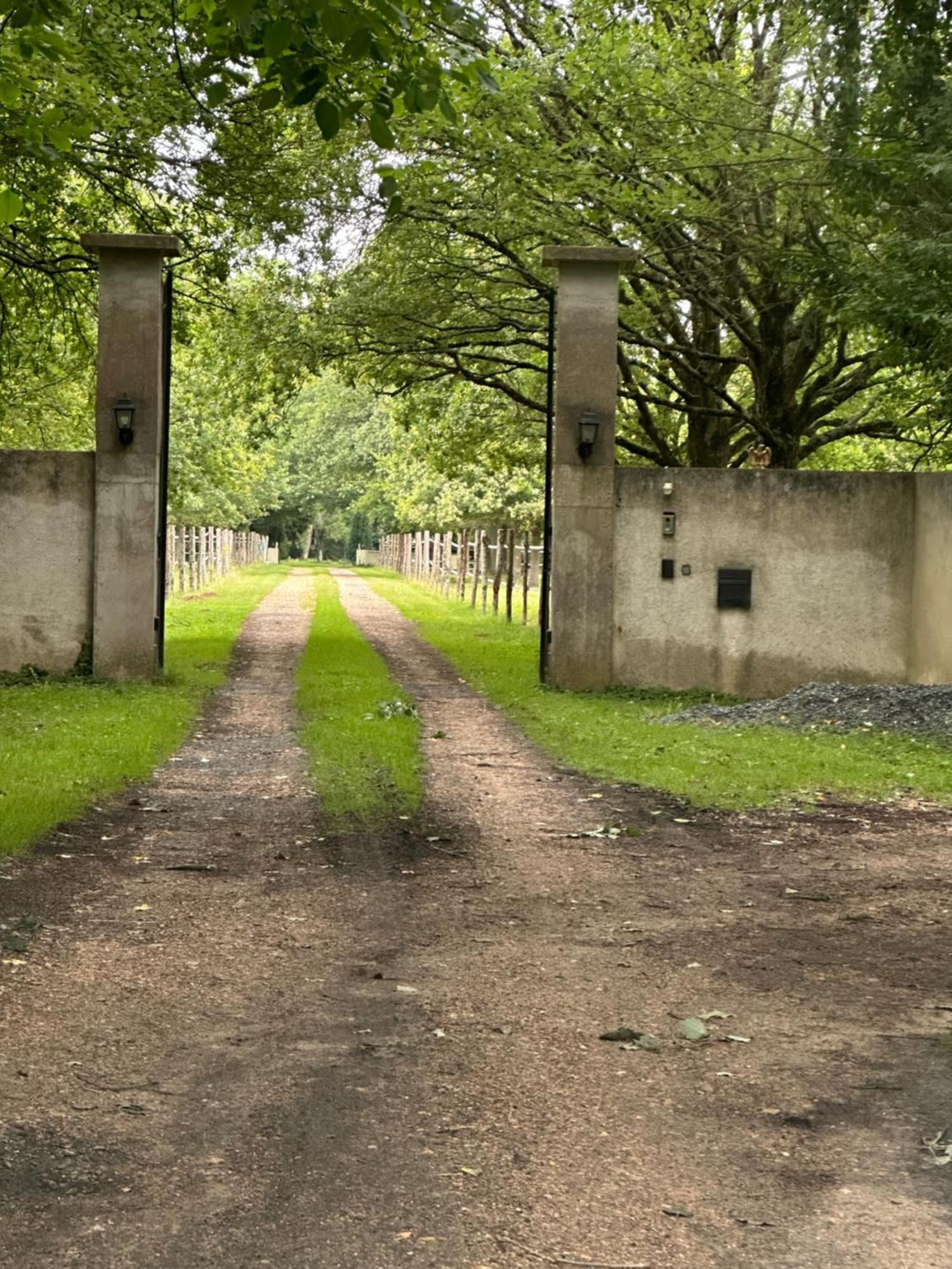 Gite La Grande Racinaie Cre-sur-Loir Buitenkant foto